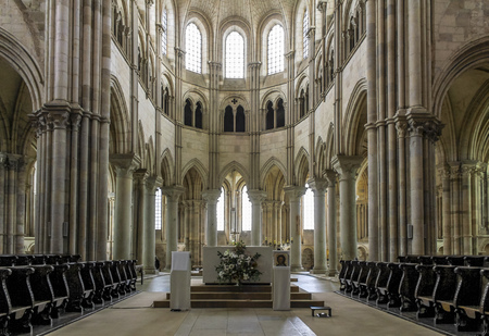 VEZELAY, FRANCE - JULY 28, 2011: Tourists and pilgrims visit the Benedictine abbey church of Vezelay.のeditorial素材