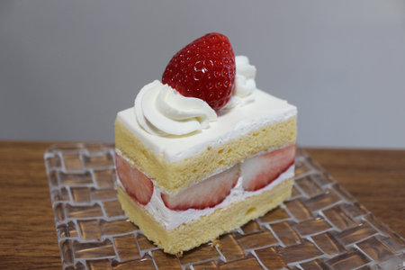 Japanese strawberry shortcake (layer cake)