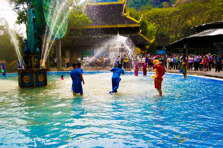 Yunnan province Jinghong Forest Park, feel the charm of the splash water festivalのeditorial素材