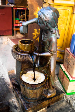 Walking in the streets of Pingyao County, the feelings of the ancient city everywhere fragrance sauce tastes - Pingyao County in Shanxiのeditorial素材