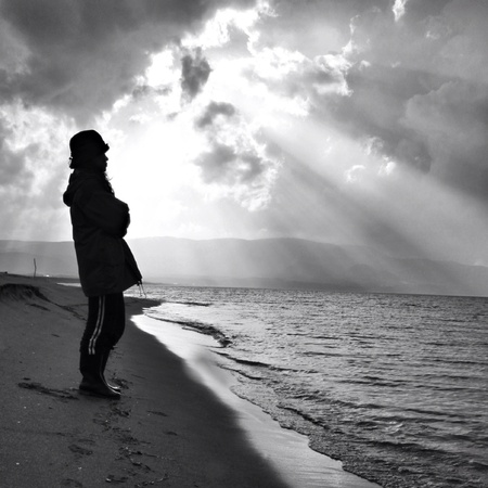 Alone in the beachの素材