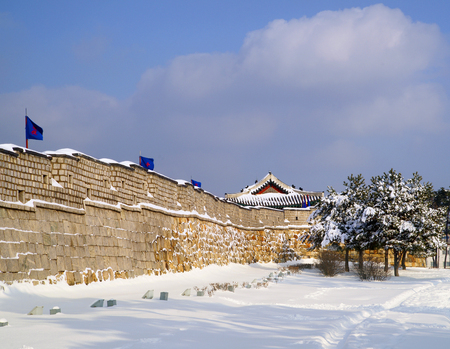Winter landscape of beautiful Korea, Suwon Hwaseongのeditorial素材