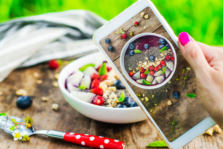 Mobile shot of smoothie bowlの写真素材