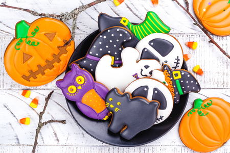 Assortment of gingerbread cookiesの写真素材