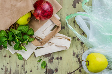 Natural reusable linen and paper bagの写真素材