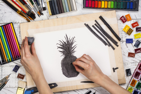 Charcoal sketch of a pineappleの写真素材