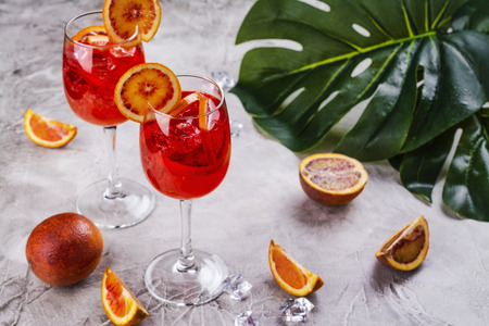 Italian Aperol Spritz cocktailの写真素材