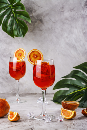 Italian Aperol Spritz cocktailの写真素材