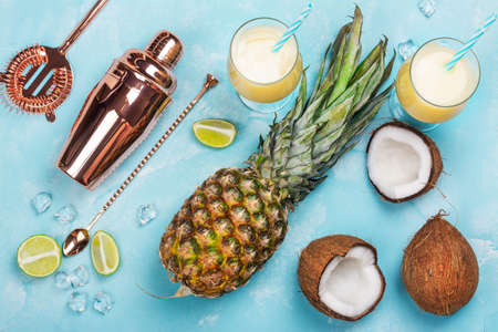 Pina colada cocktail ingredientsの写真素材