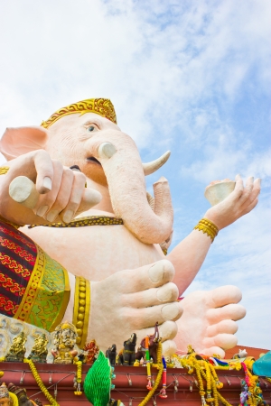 Hindu God Statue In Thai Public Temple の写真素材