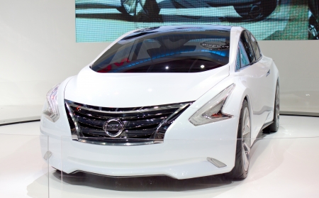 BANGKOK - MARCH 27 : Nissan Ellure Concept car on display at The 34th Bangkok International Motor Show 2013 on March 27, 2013 in Bangkok, Thailand.のeditorial素材