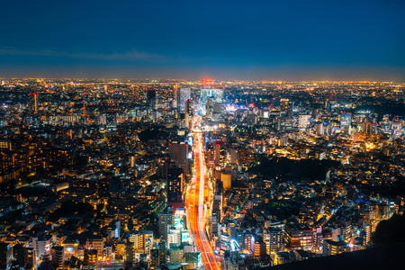 Aerial view of road in Tokyo city, cityscape skyline.のeditorial素材