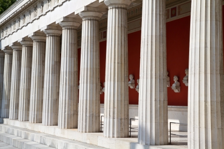 The historic temple âRuhmeshalleâ in Munich, Bavaria, Germanyの写真素材