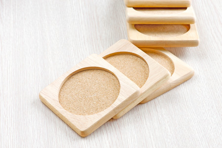 Wood place mat