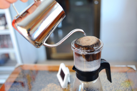 making drip coffeeの写真素材