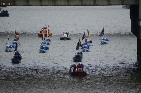 London - June 3: The Diamond Jubilee Pageant To Mark The Queens Diamond Jubilee Down The River Thames In London June 3th, 2012 in London, England. のeditorial素材