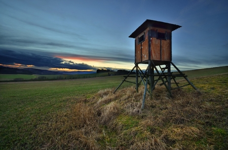 sunset at hunting lookout middle of pasturesの写真素材