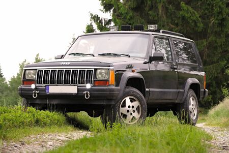 Jeep Cherokee XJ 4x4 ofroud ride in nature