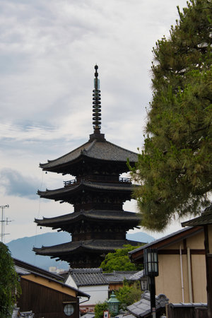 A view of Hohkan-ji Temple (Yasaka Pagoda) Kyoto Japanの写真素材
