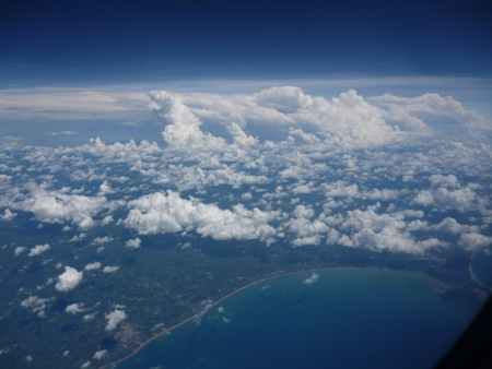         The sky in the afternoon from Bangkok to Krabi  This is the first flight in my life  I feel i am near heaven when i see through clouds in the sky  の写真素材