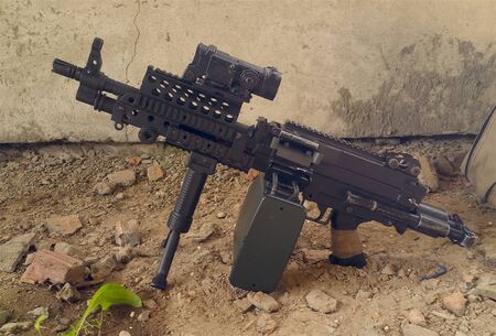 airsoft toy machine gun, sports and games