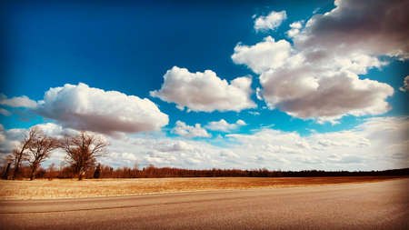 blue sky and white clouds. Freshness of the new day. Bright blue background. Relaxing feeling like being in the sky.Landscape image of blue sky and thin clouds. Summer landscapeの写真素材