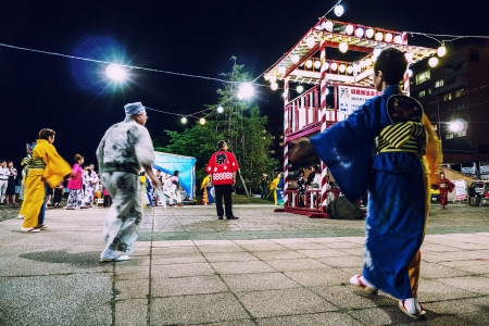 Evening Matsuri Scene Lake Toya Hokkaidoのeditorial素材