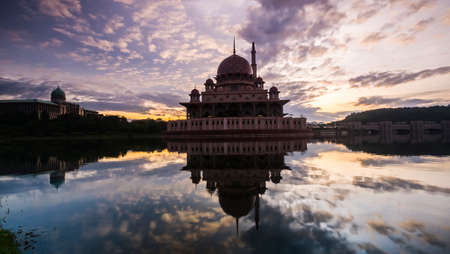 Putra Mosque in one of the few pink mosque in the world located at Putrajaya Federal Territory of Malaysia.のeditorial素材