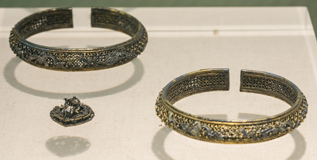 Qing Dynasty gold bracelet at anyang museumのeditorial素材
