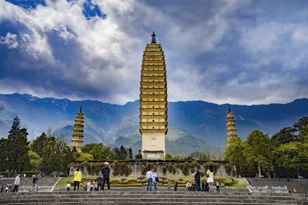 China Yunnan, Dali Three Pagodasのeditorial素材