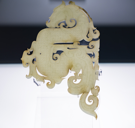 The Western Han Dynasty jade drago at Xuzhou Museum, Jiangsu Province, Xuzhou City, China.のeditorial素材