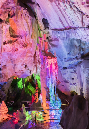 Kongshan White Cloud Caveのeditorial素材