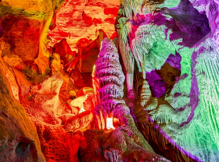 Kongshan White Cloud Caveのeditorial素材