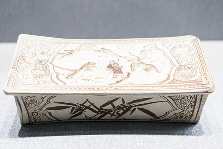 Porcelain pillow at Hebei Province Museum, Hebei Province, Shijiazhuang City, China.のeditorial素材