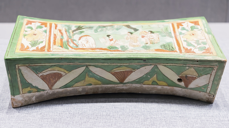 Porcelain pillow at Hebei Province Museum, Hebei Province, Shijiazhuang City, China.のeditorial素材