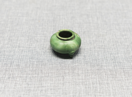 Tang Dynasty green glazed three-legged furnace at hebei museumのeditorial素材