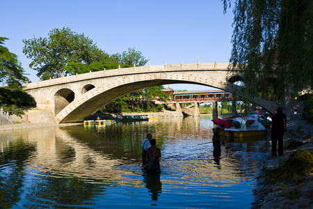 China, Hebei Province, Shijiazhuang Zhao County, Zhaozhou Bridge sceneryのeditorial素材