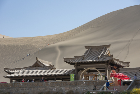 China, Gansu Province, Jiuquan City, Dunhuang City, Mingsha Mountain Crescent Springのeditorial素材