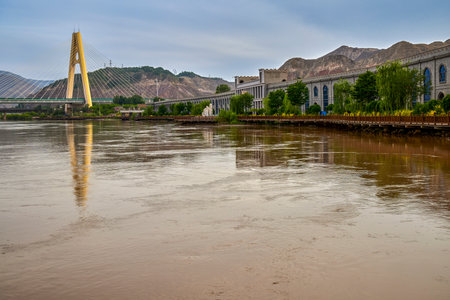 Suspension bridge over the Guadalquivir river, Cordoba, Spainの写真素材