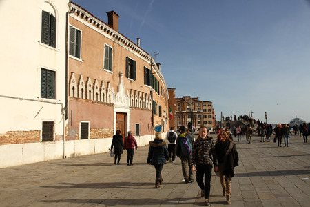 People I walked on the streets of Venice during the carnivalのeditorial素材