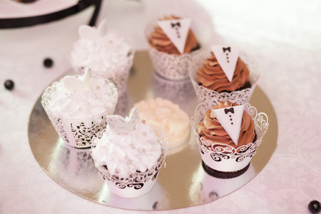 Stylish sweet candy bar set at the wedding ceremony, confectionery. Selective focusの写真素材