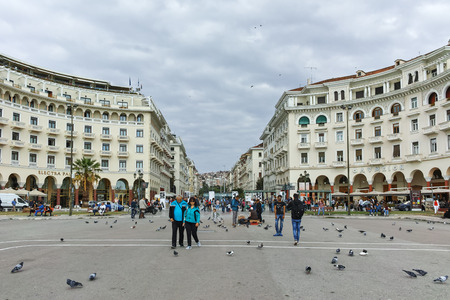 THESSALONIKI, GREECE - SEPTEMBER 30, 2017: People  walking at Aristotelous Square  in the center of city of Thessaloniki, Central Macedonia, Greeceのeditorial素材