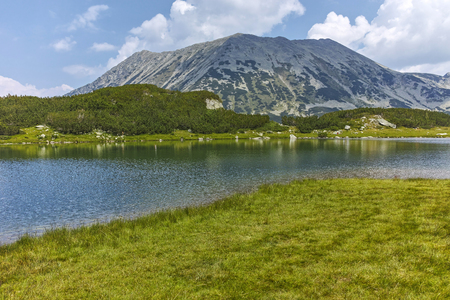 Amazing Summer landscape of Muratovo lake, Pirin Mountain, Bulgariaの写真素材