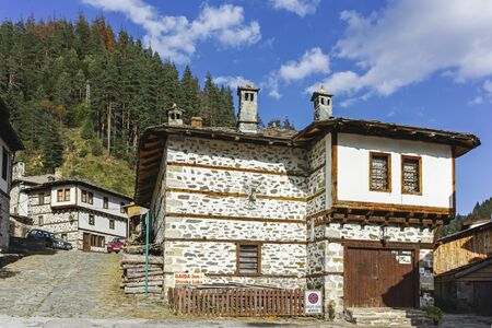 SHIROKA LAKA, BULGARIA - AUGUST 14, 2018: Old houses and streets in historical town of Shiroka Laka, Smolyan Region, Bulgariaのeditorial素材