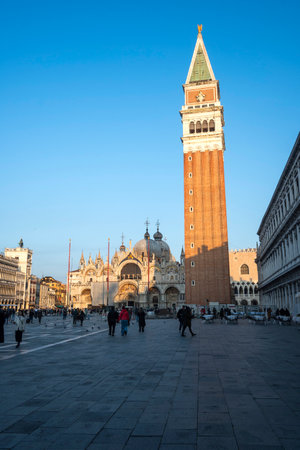 VENICE, ITALY - DECEMBER 05, 2024: Panorama of The Old Town of city of Venice, Veneto Region, Italyのeditorial素材