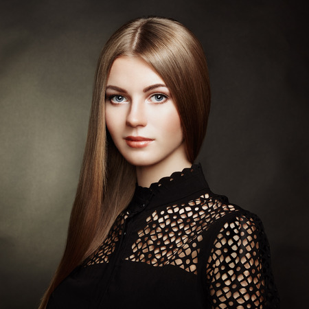 Fashion portrait of elegant woman with magnificent hair. Blonde girl. Perfect make-upの写真素材