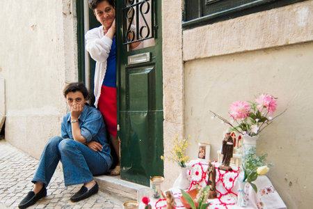 LISBON, ALFAMA, PORTUGAL - june 15, 2005 : the inhabitants of Alfama intal small altars on the passage of the procession of Saint Anthonyのeditorial素材