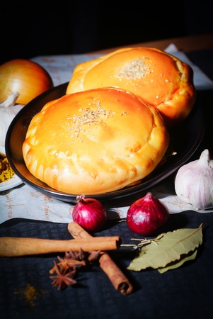 A hot pie cooling on the tableの写真素材