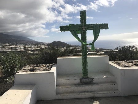 Cross in front of beautiful backgroundの写真素材