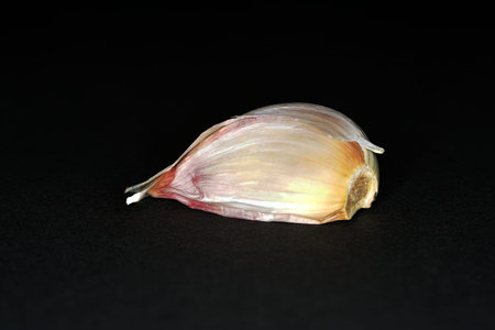Photographed garlic several times and produced the highest possible depth of field with focus...